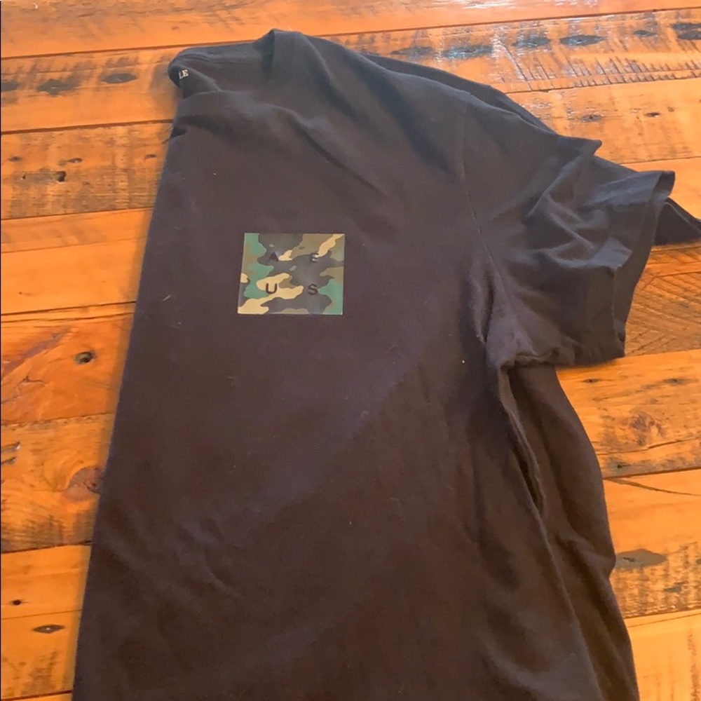 American eagle men’s shirt